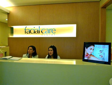 Facial Care Centre .